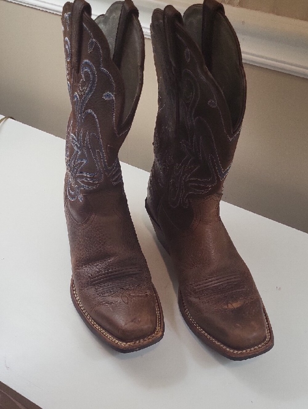 ARIAT Brown Leather Western Cowboy Boots with Embroidered Shaft, SIZE 8.5 - Picture 4 of 13
